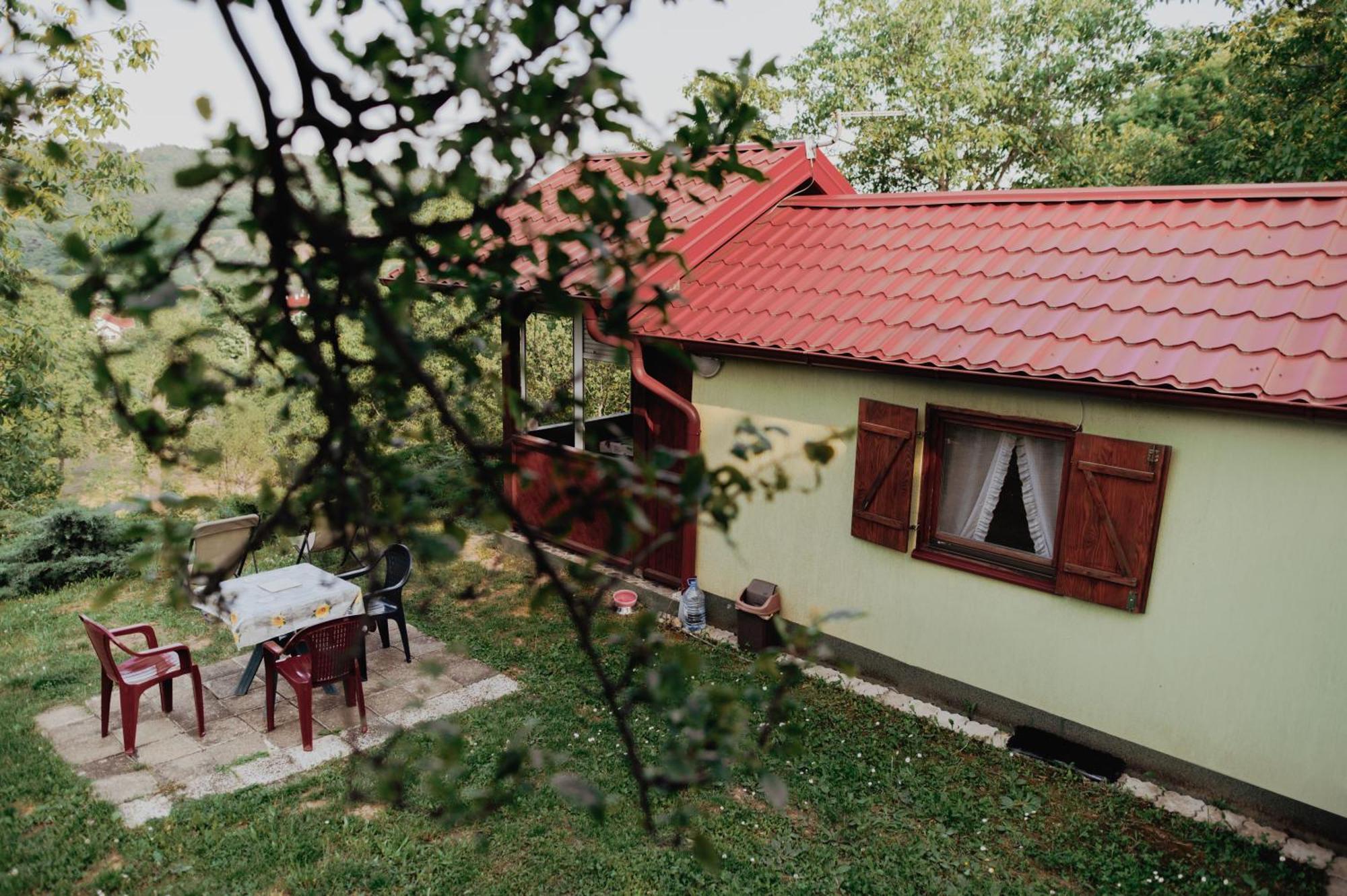 Holiday Home Nanin Konak 2 Vrdnik Exteriér fotografie